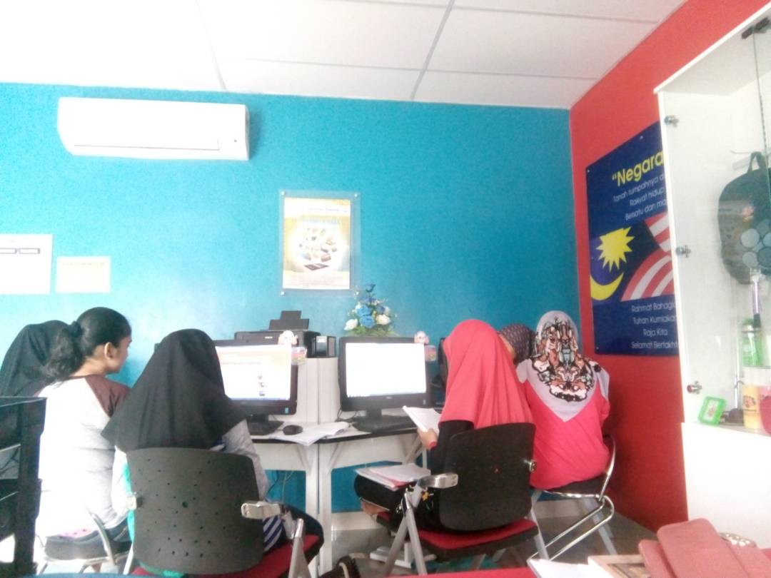 ict4